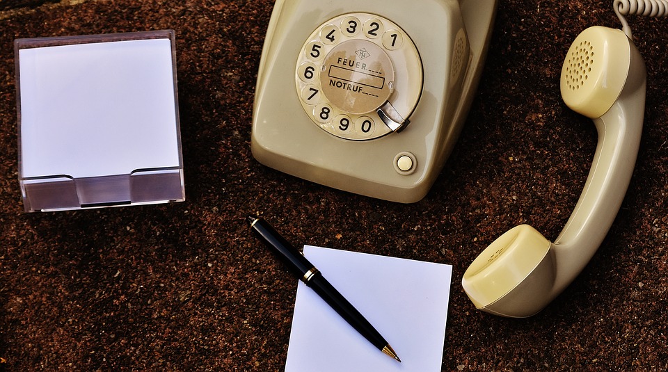 Using mass mail to strengthen your telephone marketing strategy